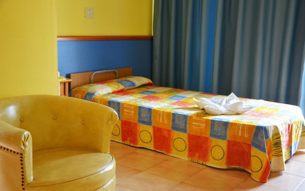 Hotel Vibra Marco Polo II - Adults Only San Antonio  Buitenkant foto