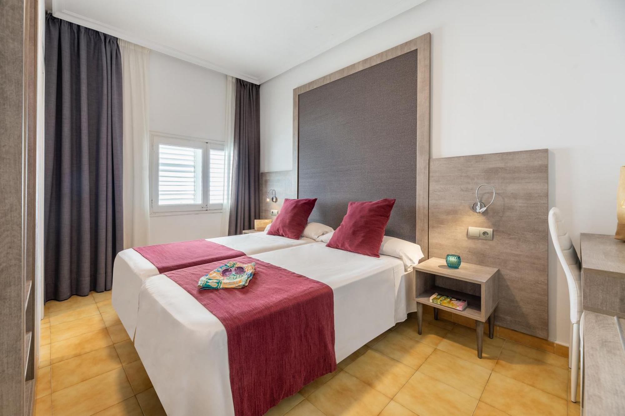 Hotel Vibra Marco Polo II - Adults Only San Antonio  Buitenkant foto