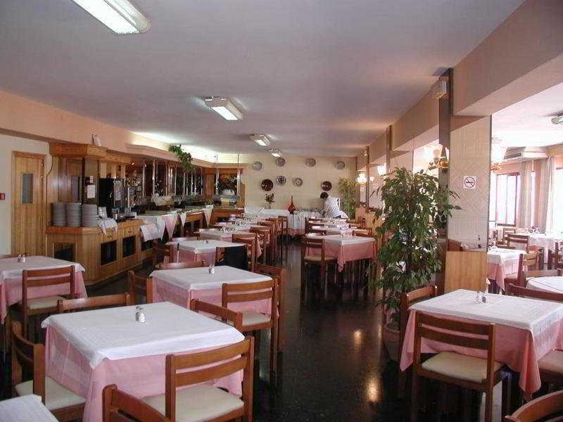 Hotel Vibra Marco Polo II - Adults Only San Antonio  Restaurant foto